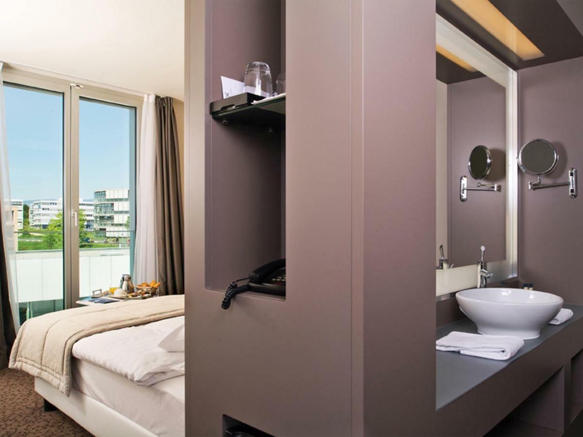 Double Room,832195832:JPEG