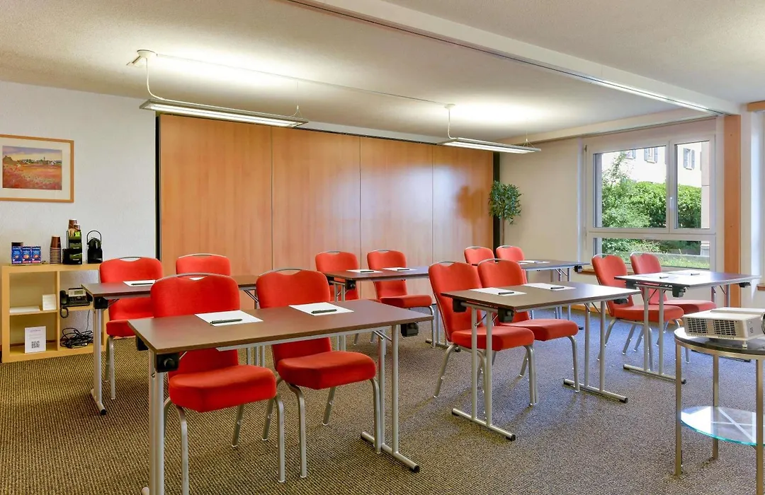 Moevenpick Hotel Lausanne-1
